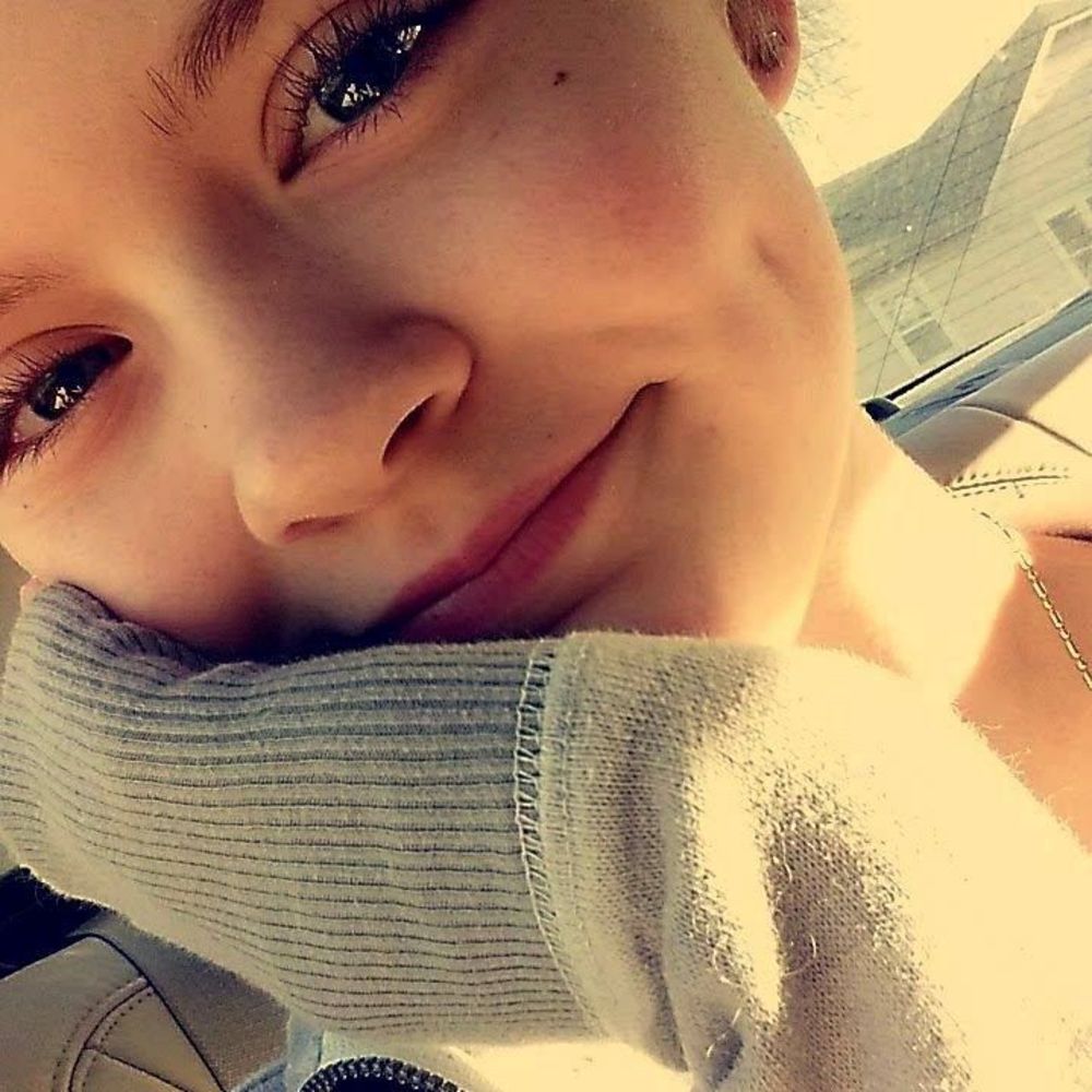 Meet your Posher, Emma